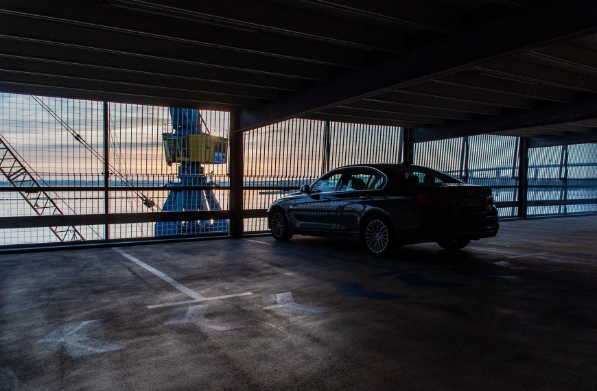 How Car Title Pawns Work and When They Make Sense for Cash-Strapped Consumers